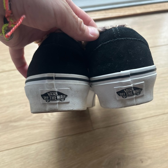 Platform vans - Picture 5 of 5